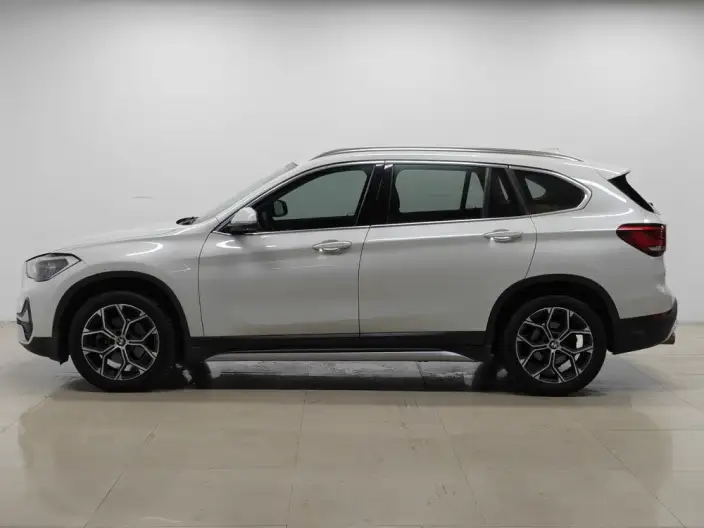 BMW X1 2020 Model sDrive20Li Exclusive Model – фото 4