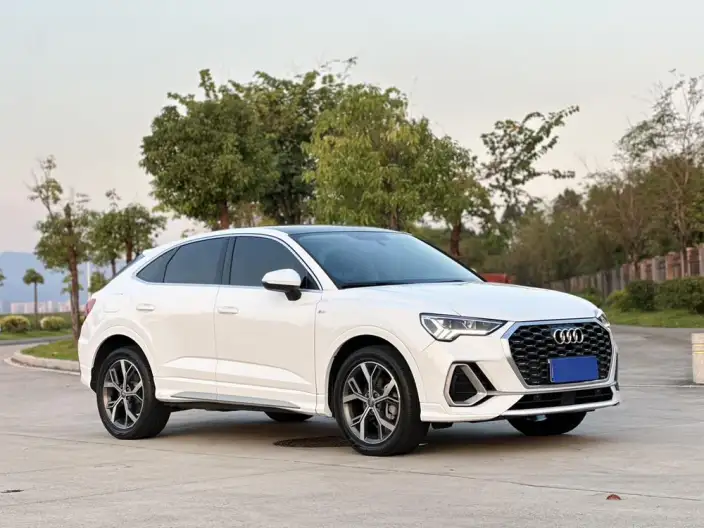 AUDI Q3 Sportback 2020 Model 40 TFSI Fashion Model – фото 3