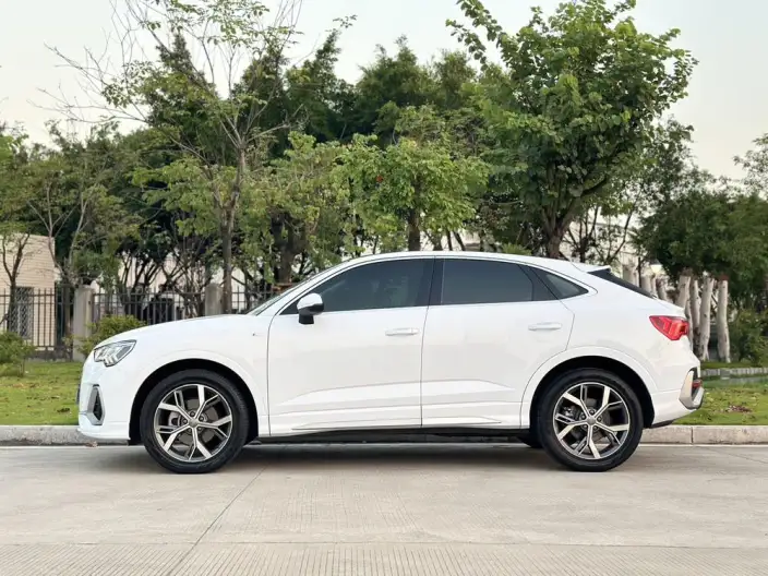 AUDI Q3 Sportback 2020 Model 40 TFSI Fashion Model – фото 4