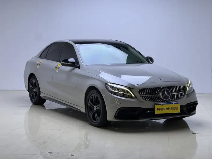 Mercedes-Benz C-Class 2020 Model C 260 L Sports Edition – фото 3