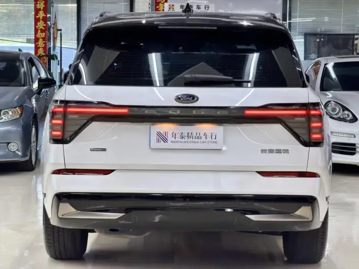 Ford Edge 2023 Model Ford Edge L 2.0T EcoBoost E Hybrid 4WD VII seat Supreme Model – фото 5