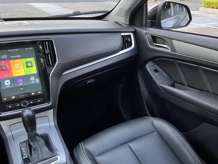 Roewe RX5 2020 Model 20T Automatic 4G Connected Million Model – фото 6