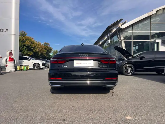 Audi A8 2024 Model A8L 55 TFSI quattro Flagship Model – фото 4