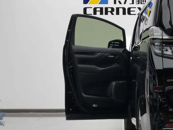 Vellfire 2023 Model 2.5L Automatic 4WD 7 seat Parallel Imported – фото 9