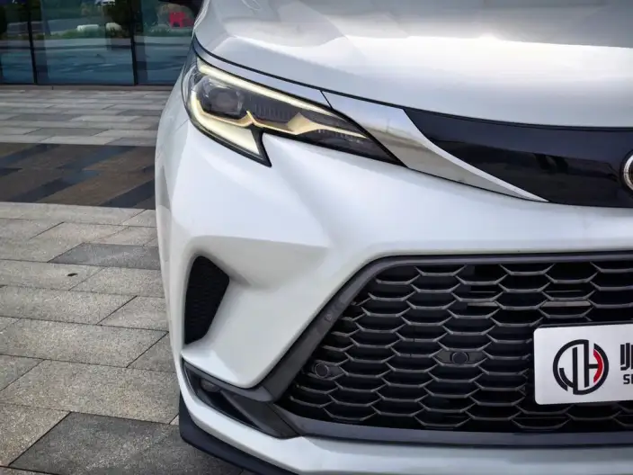Granvia 2024 Model Intelligent Hybrid 2.5L 2WD Noble PLUS Edition – фото 9