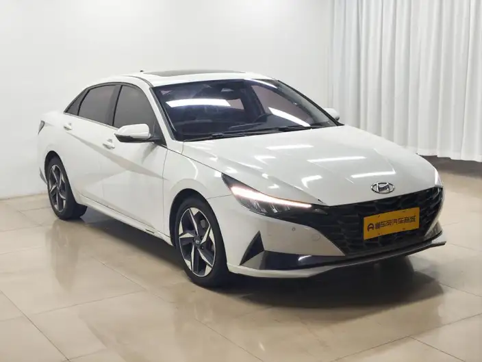 Hyundai Ioniq 2021 Model 1.5L CVT LUX Premium Edition – фото 3