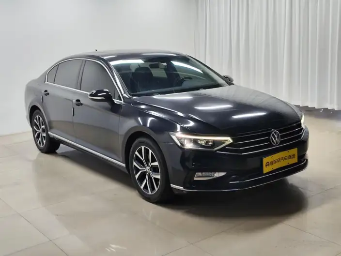 Volkswagen Magotan 2020 Model 330TSI DSG Leading Model – фото 3