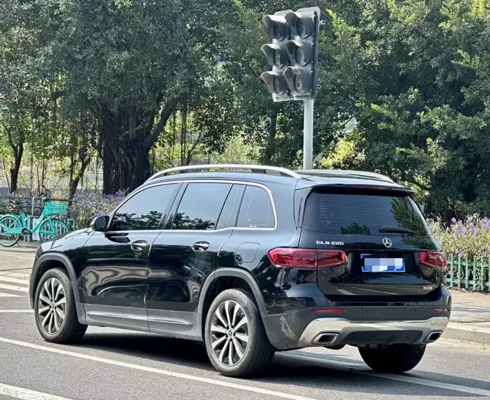 Mercedes-Benz GLB 2024 Model Facelift GLB 220 Fashion Model – фото 4