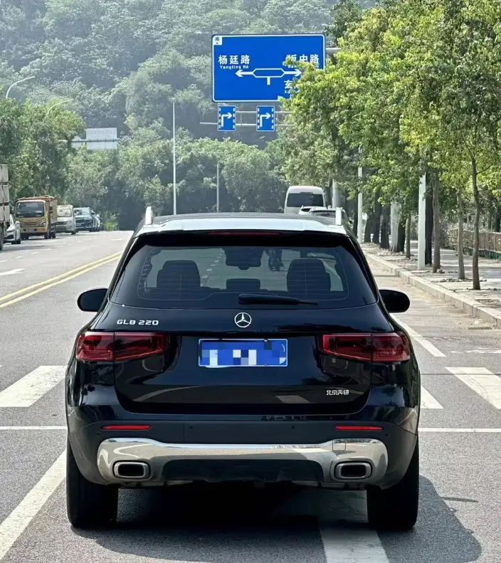 Mercedes-Benz GLB 2024 Model Facelift GLB 220 Fashion Model – фото 5