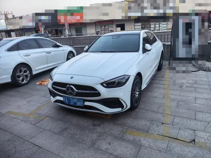 Mercedes-Benz C-Class 2023 Model C 260 L Sports Edition – фото 1