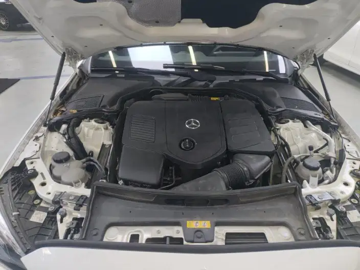 Mercedes-Benz C-Class 2023 Model C 260 L Sports Edition – фото 2