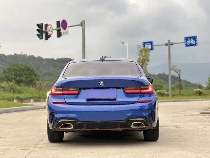 BMW 3 Series 2021 Model 325Li M Sports Set – фото 6