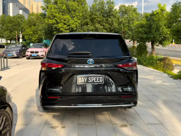 Toyota Sienna 2021 Model 2.5L Hybrid Deluxe Edition – фото 5