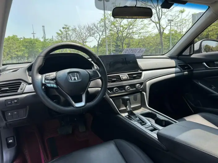 Honda Accord 2022 Model 260TURBO Deluxe Edition – фото 6