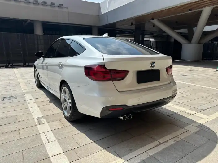 BMW 3 Series Gran Turismo 2020 Model 320i M Sports Set – фото 4