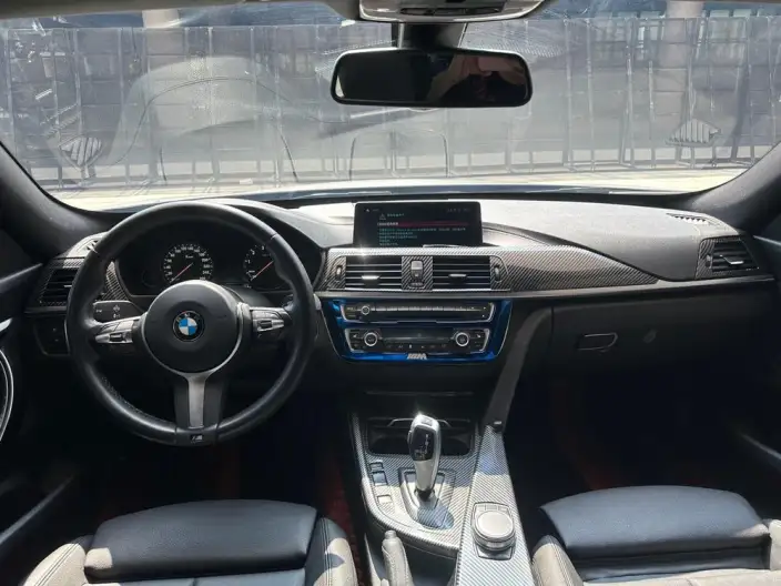 BMW 3 Series Gran Turismo 2020 Model 320i M Sports Set – фото 10