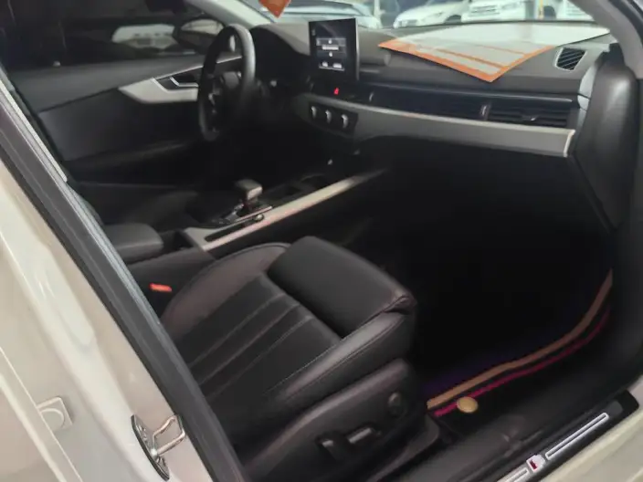 Audi A4 L 2020 Model 40 TFSI Fashion Dynamic Model – фото 4