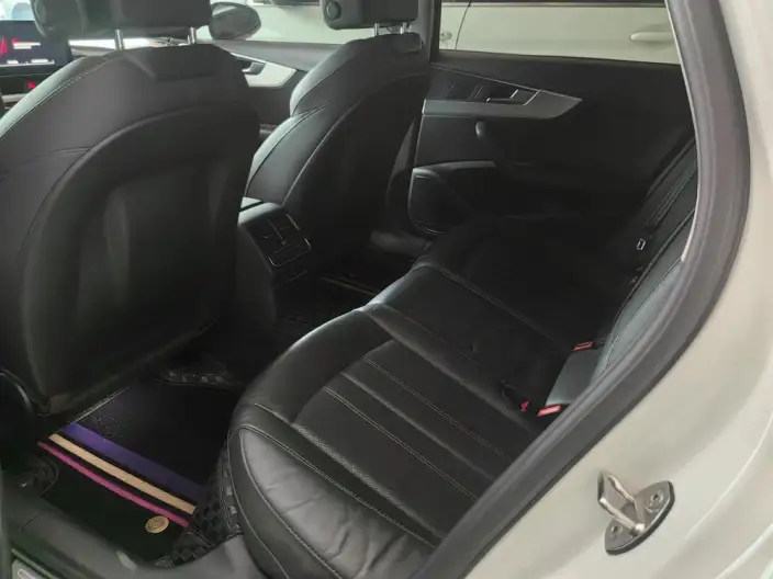 Audi A4 L 2020 Model 40 TFSI Fashion Dynamic Model – фото 9