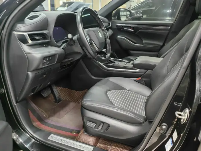 Crown Kluger 2021 Model 2.5L HEV 4WD Premium Edition – фото 10