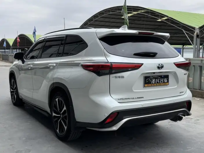 Crown Kluger 2022 Model 2.5L HEV 4WD Deluxe Edition – фото 4