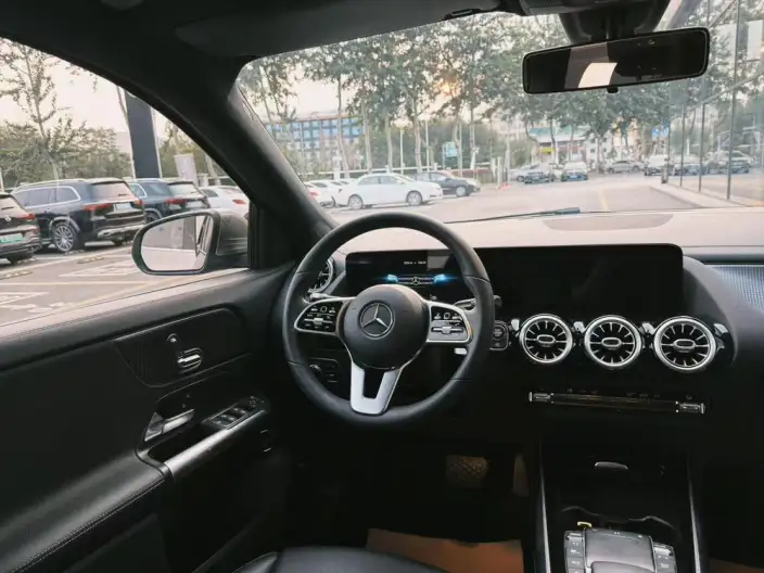 Mercedes-Benz GLA 2020 Model GLA 200 – фото 10