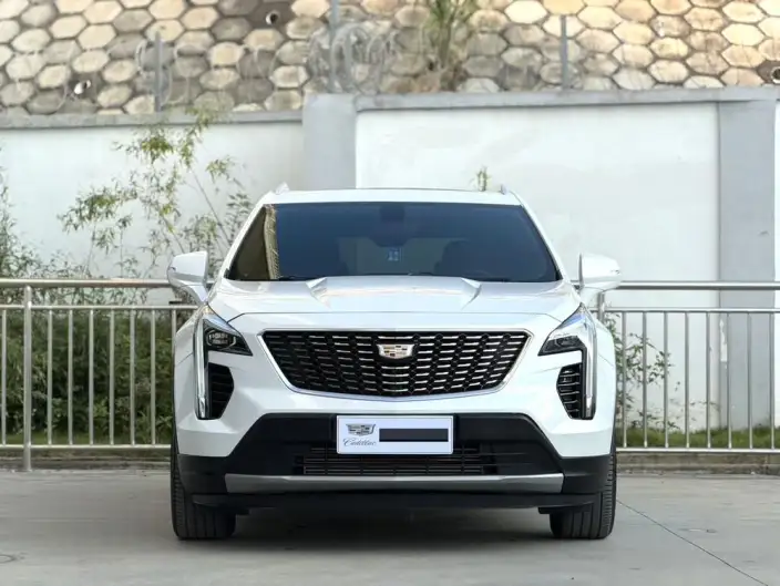 Cadillac XT4 2020 Model 28T 2WD Leading Model – фото 2