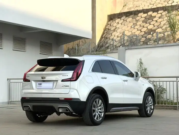 Cadillac XT4 2020 Model 28T 2WD Leading Model – фото 5