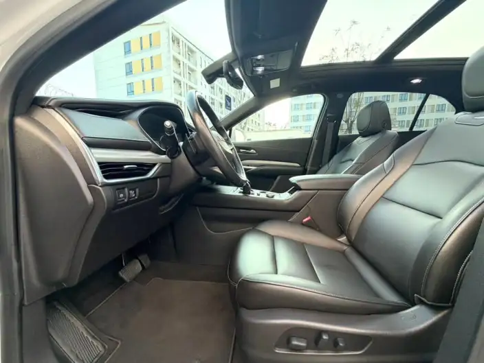 Cadillac XT4 2020 Model 28T 2WD Leading Model – фото 8