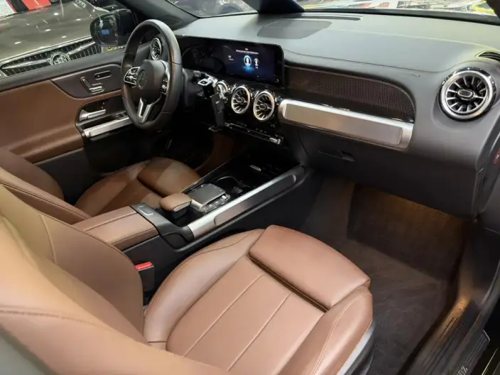 Mercedes-Benz GLB 2021 Model GLB 200 Fashion Model – фото 9