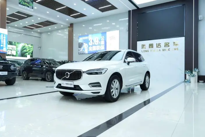 Volvo XC60 2021 Model T5 4WD Smart Range Sports Edition – фото 1