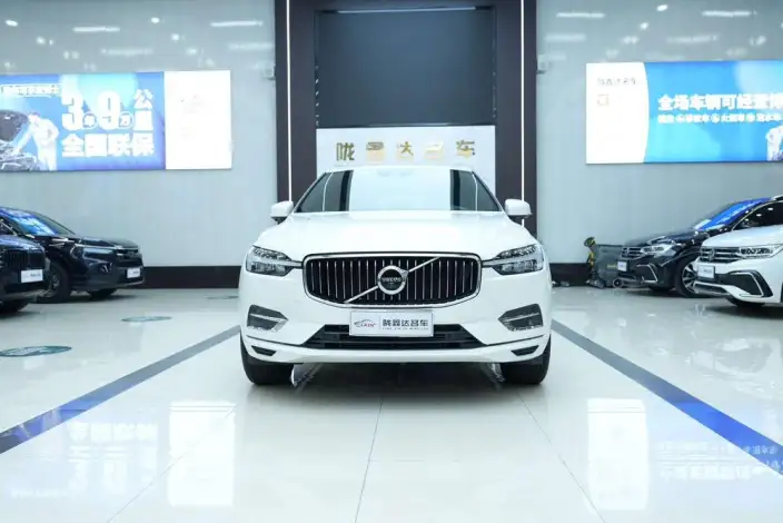 Volvo XC60 2021 Model T5 4WD Smart Range Sports Edition – фото 2