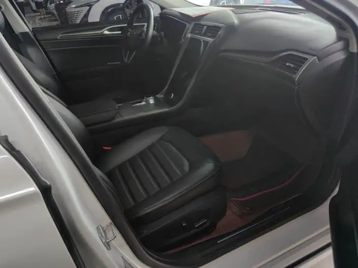 Ford Mondeo 2020 Model EcoBoost 180 Fashion Model – фото 5