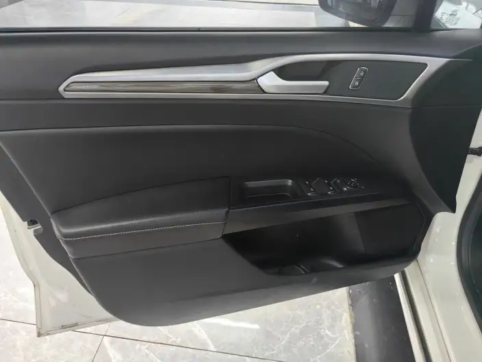Ford Mondeo 2020 Model EcoBoost 180 Fashion Model – фото 10