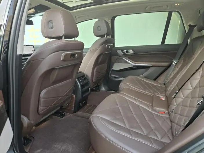 BMW X5 2023 Model xDrive30Li M Sports Set – фото 10