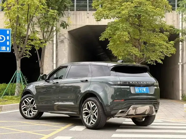 Range Rover Evoque 2021 Model Aurora L 249PS R-Dynamic First Edition First Edition Edition – фото 4