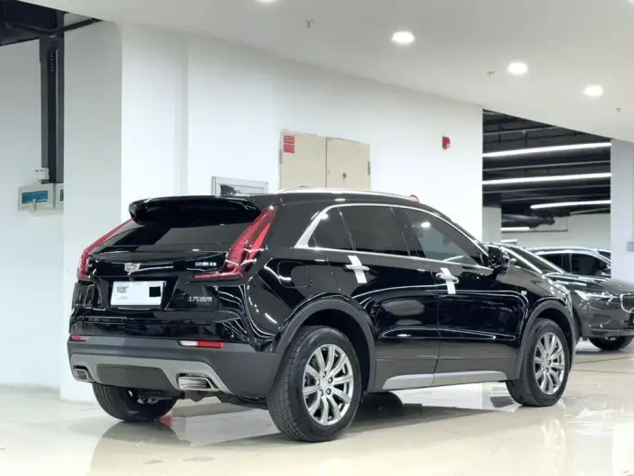 Cadillac XT4 2022 Model 28T 2WD Noble Model – фото 5
