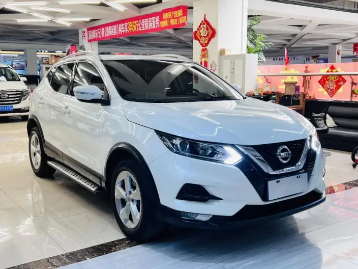 Nissan Qashqai 2022 Model 2.0L XV Smart Edition – фото 3