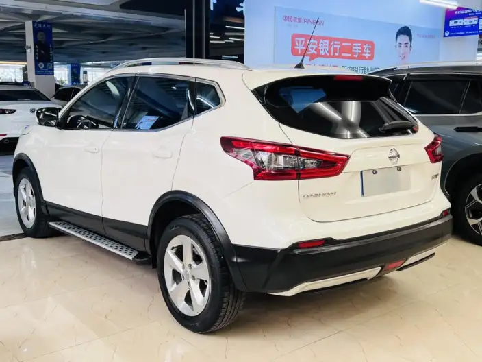 Nissan Qashqai 2022 Model 2.0L XV Smart Edition – фото 4