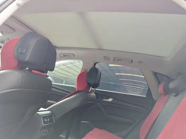 Audi Q5L 2020 Model 45 TFSI Exclusive Fuga Model – фото 10