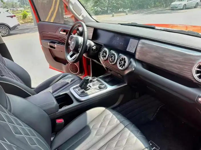 Tank 300 2024 Model 2.0T Challenger – фото 7