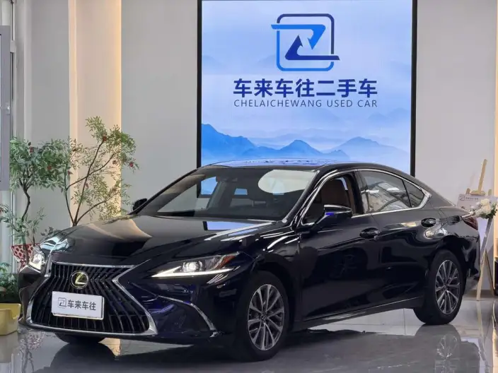 Lexus ES 2022 Model 200 Superior Edition – фото 1