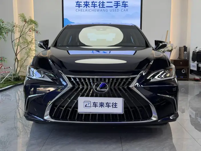 Lexus ES 2022 Model 200 Superior Edition – фото 2