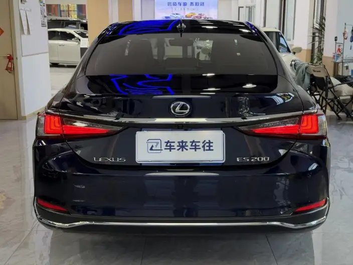 Lexus ES 2022 Model 200 Superior Edition – фото 3