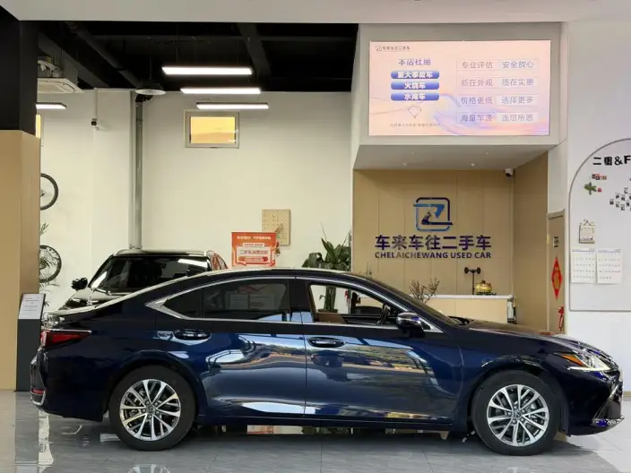 Lexus ES 2022 Model 200 Superior Edition – фото 5