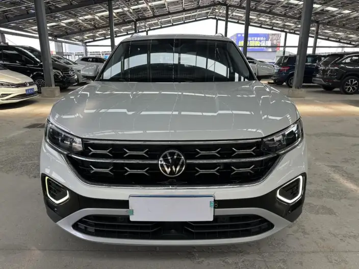 Volkswagen Tayron 2023 Model 280TSI 2WD Luxury Plus Advanced version – фото 2