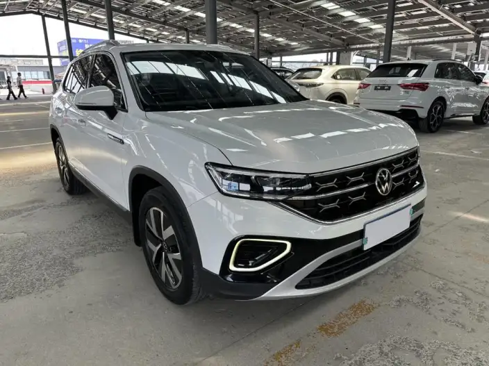 Volkswagen Tayron 2023 Model 280TSI 2WD Luxury Plus Advanced version – фото 3