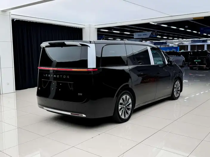 Leapmotor D99 2026 Model EV 700 Zhizun Edition – фото 4