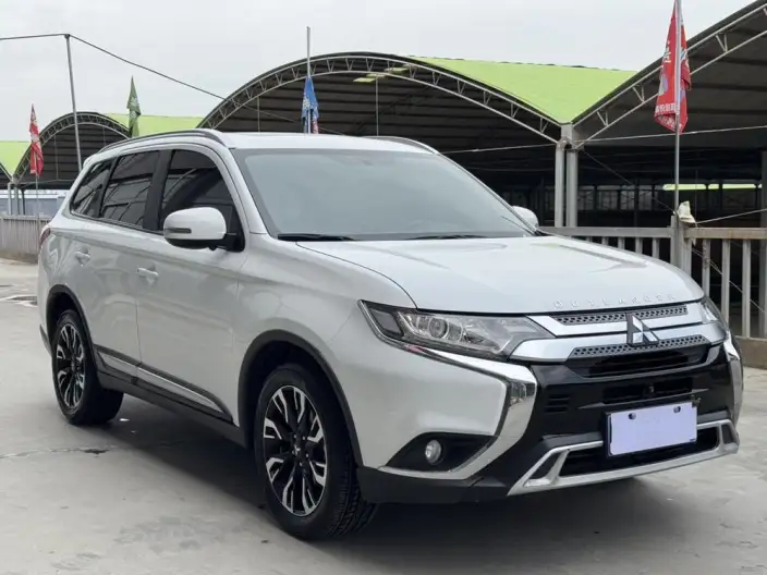 Mitsubishi Outlander 2020 Model 2.0L 2WD Changxiang Edition 5 seat