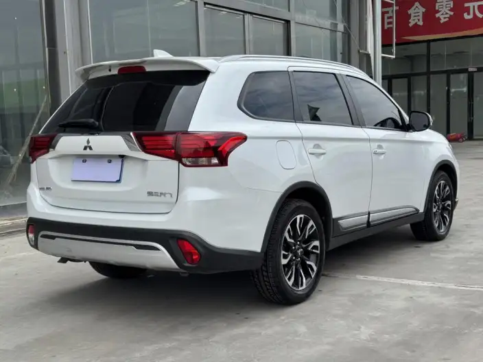 Mitsubishi Outlander 2020 Model 2.0L 2WD Changxiang Edition 5 seat – фото 6