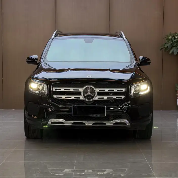 Mercedes-Benz GLB 2023 Model GLB 220 Fashion Model – фото 2